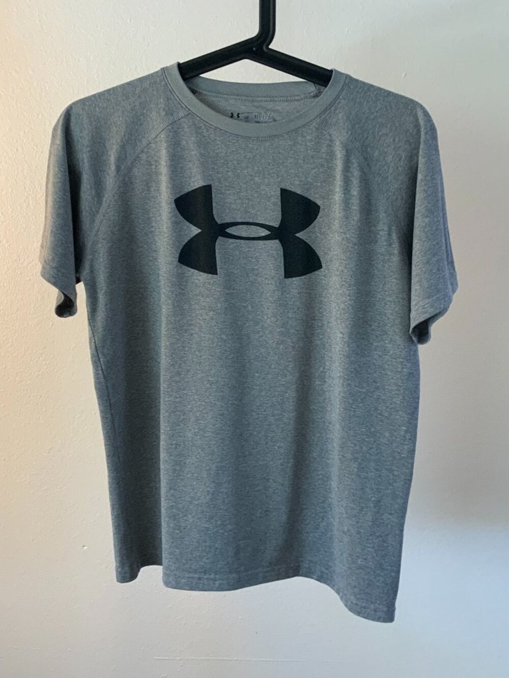 Under Armour HeatGear Big Logo T-Shirt – Grey, Youth Large